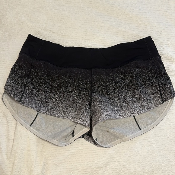 Lululemon “Speed Up” shorts, low waisted, 2.5” - Picture 2 of 4